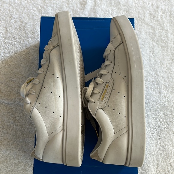 Adidas Sleek W Leather Sneakers. Size 8 - Picture 9 of 9
